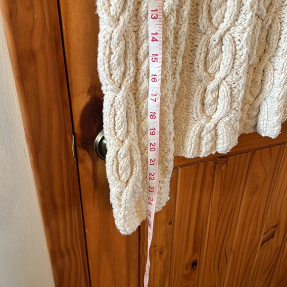 Indigenous One Wear cream off white cable knit sweater with hood. - Picture 11 of 16